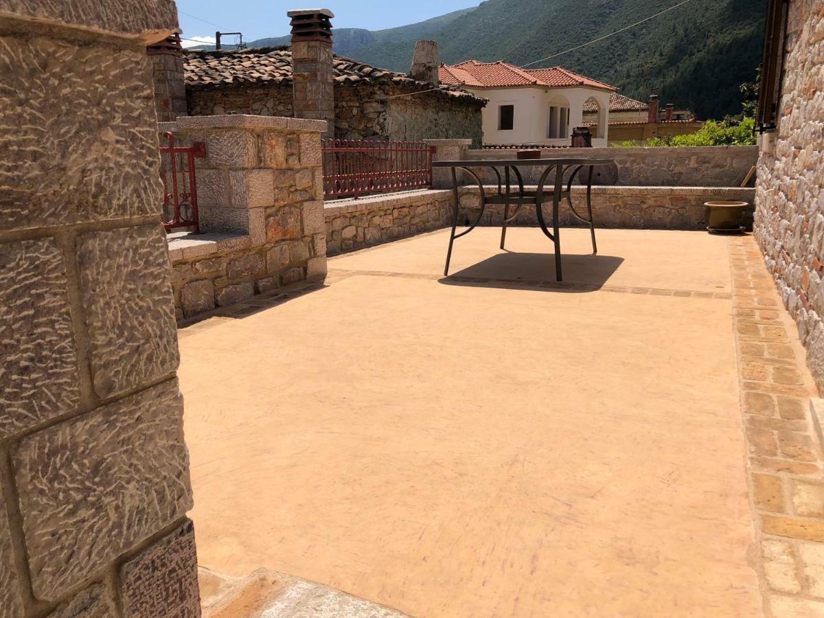 Haus Kleopatra Villa Leonidio Exterior photo