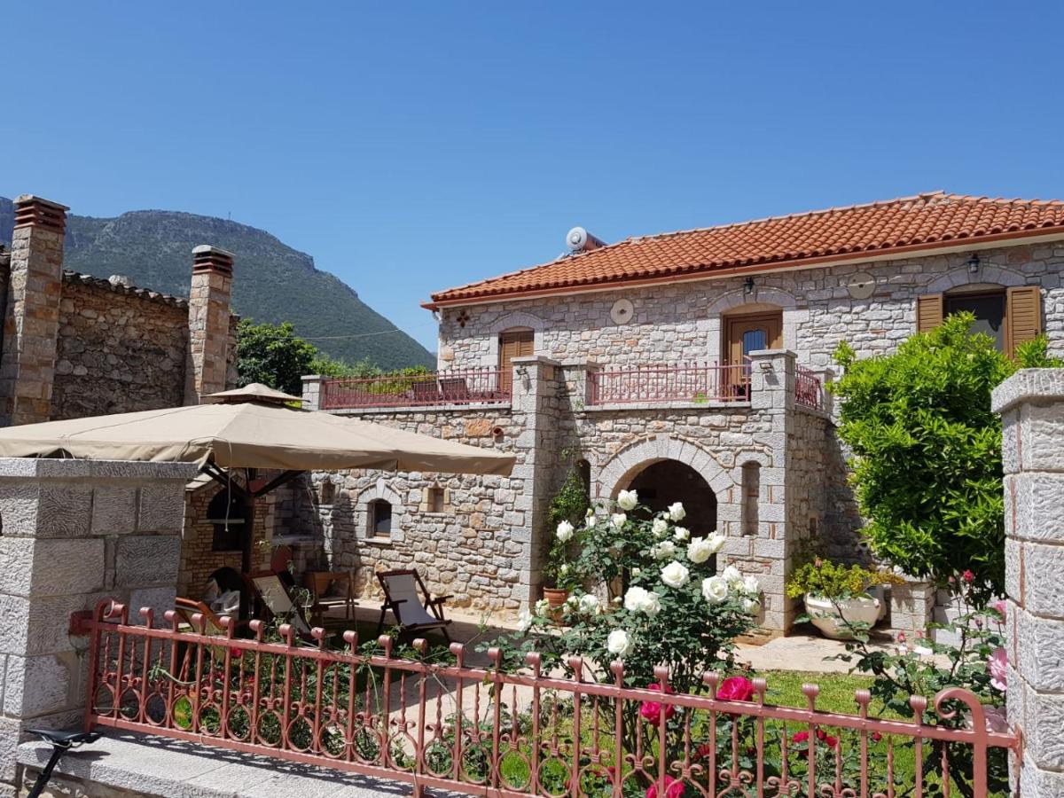 Haus Kleopatra Villa Leonidio Exterior photo